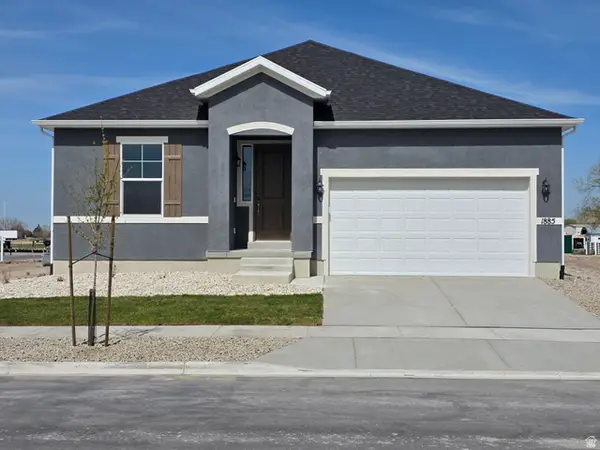 1897 E Burger St #1416, Lake Point, UT 84074