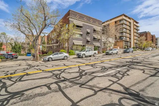 125 E 1st Ave N #303, Salt Lake City, UT 84103 - #2