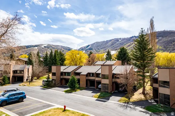 1677 Captain Molly Dr #221, Park City, UT 84060