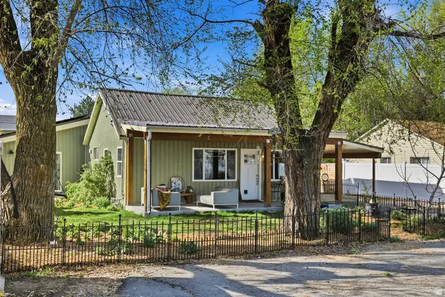 360 E Sandy Park Cir, Sandy, UT 84070 - #3