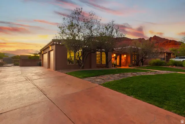 207 N Painted Dr, Ivins, UT 84738 - #2