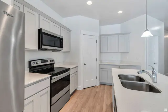 4412 W Juniper Shade Dr S, Herriman, UT 84096 - #3