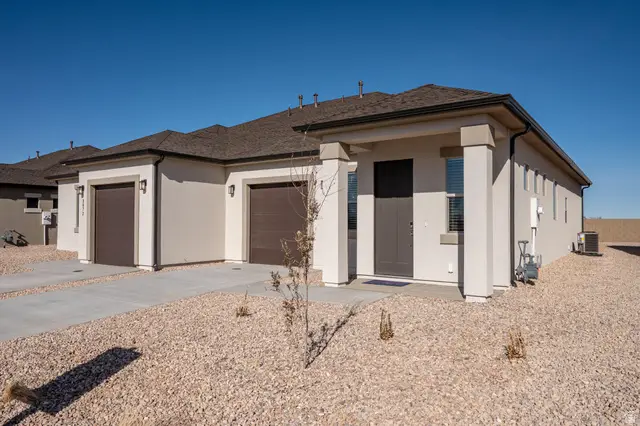 3074 W Runway Dr, Cedar City, UT 84720 - #3