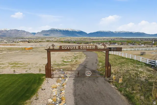 1102 N Summit View Dr, Saratoga Springs, UT 84045 - #3