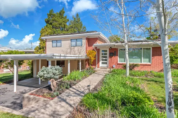 3055 La Joya Dr, Salt Lake City, UT 84124