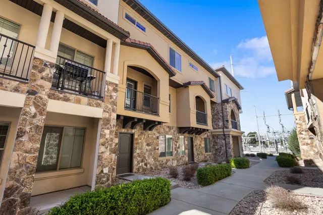 5538 W Naples Dr, Highland, UT 84003 - #3