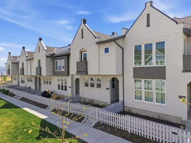 11591 S Dorian Dr W, South Jordan, UT 84009 - #3