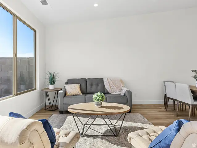 2054 W 320 S, Hurricane, UT 84737 - #3