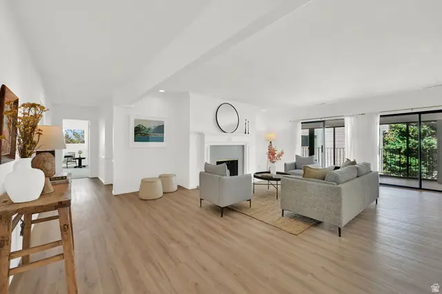 2554 S Elizabeth St E #5, Salt Lake City, UT 84106 - #3