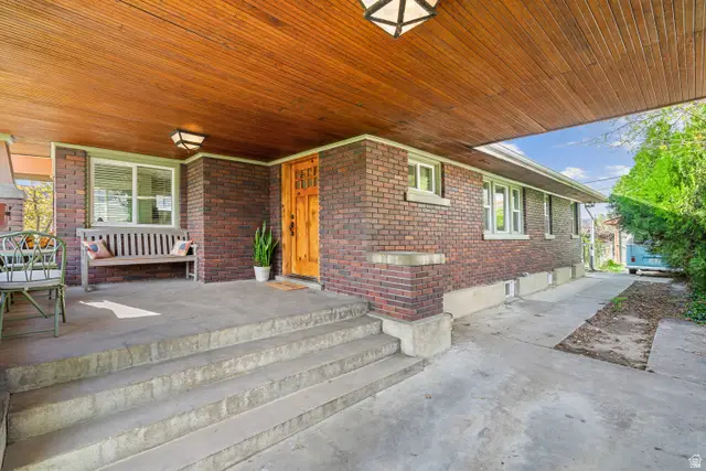 1285 E Stratford Ave S, Salt Lake City, UT 84106 - #3