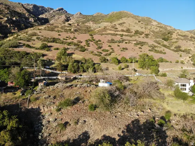 5830 S Wasatch Blvd, Holladay, UT 84121 - #2