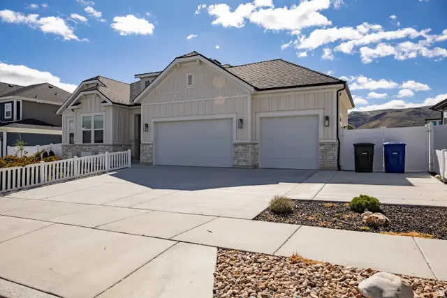 6581 W Shawnee Marie Way, Herriman, UT 84096 - #2
