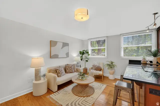 1135 E 1st Ave #1, Salt Lake City, UT 84103 - #3