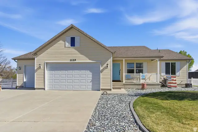 1129 Davenport Dr, Grantsville, UT 84029 - #2