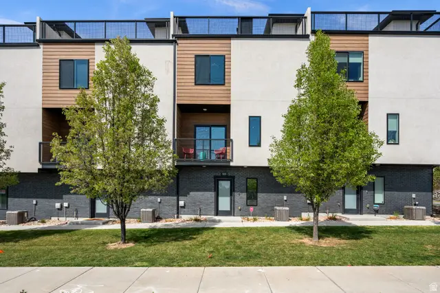 1838 E Melbourne Ct, Millcreek, UT 84106 - #2