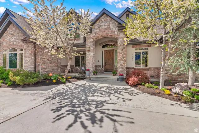 1584 E 11400 S, Sandy, UT 84092 - #1