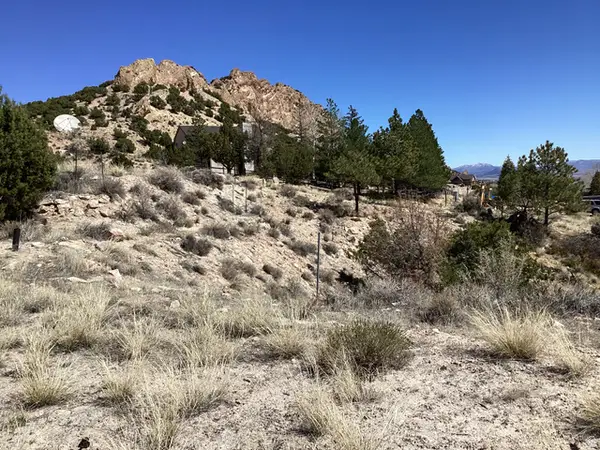 8 Red Cliff Cir, Manila, UT 84046