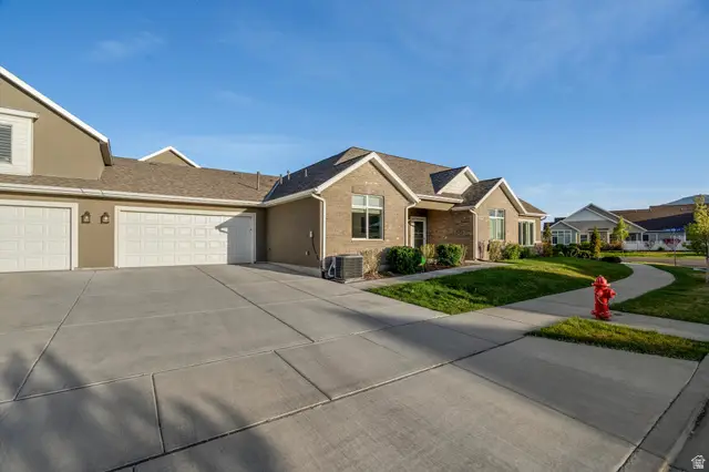 476 S Iron Shoe Ln E #A, Saratoga Springs, UT 84045 - #2