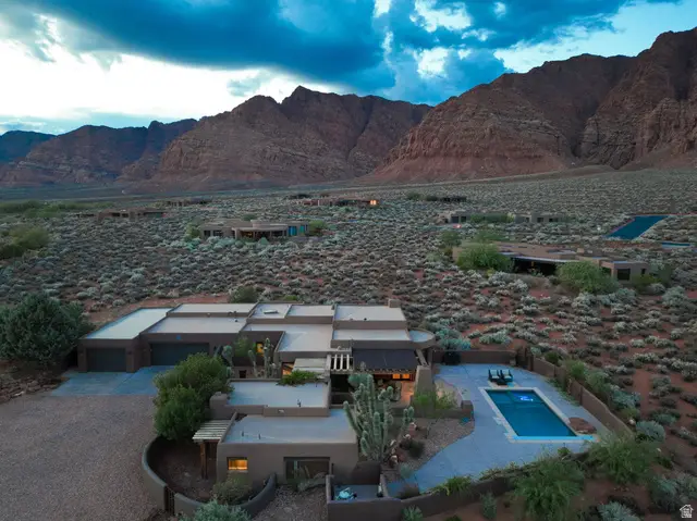 1060 W Wintook Dr, Ivins, UT 84738 - #3