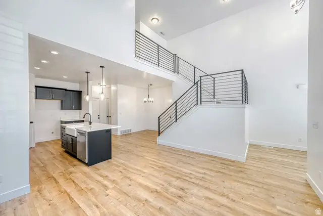 269 W 630 N, Vineyard, UT 84059 - #3