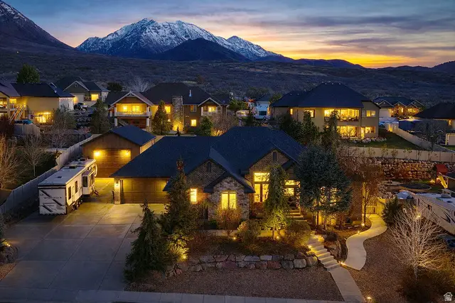 858 E 600 S, Santaquin, UT 84655 - #1