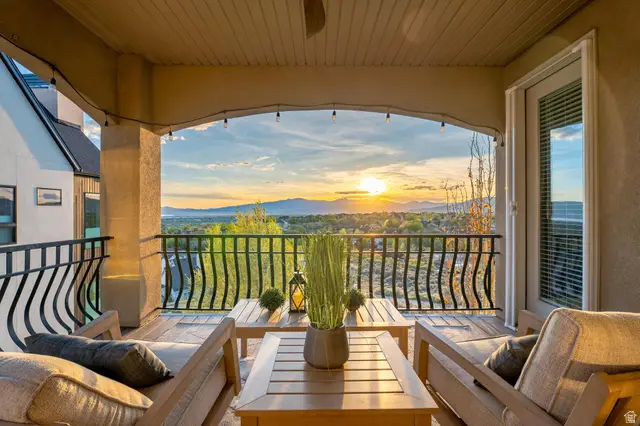 10207 N Bayhill Dr, Cedar Hills, UT 84062 - #3