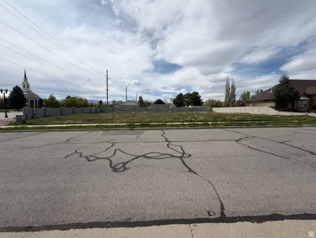 11376 S 2420 W #1, South Jordan, UT 84095 - #3