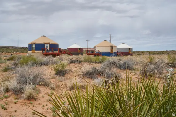 151 S Nomad Way, Big Water, UT 84741