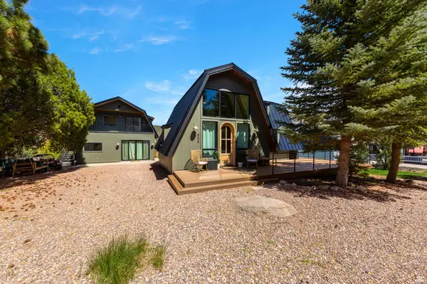 809 E Mountain View Dr, Pine Valley, UT 84781