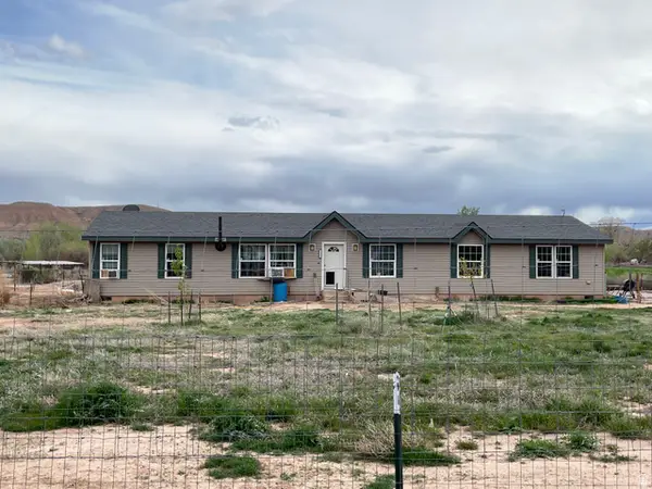 240 E Horseshoe Bend Rd, Vernal, UT 84078