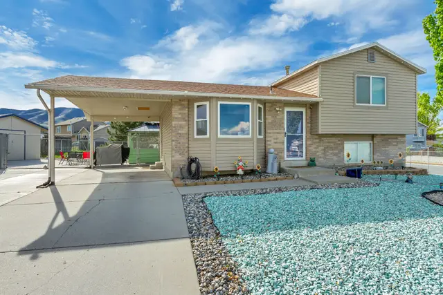 3830 S Bridgton Cir W, Magna, UT 84044 - #1