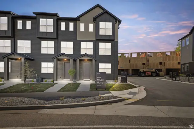 4046 S Sandridge Dr W #1, Roy, UT 84067 - #1