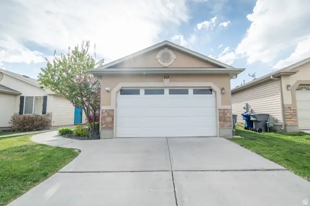 717 N Bradford Dr, North Salt Lake, UT 84054 - #3