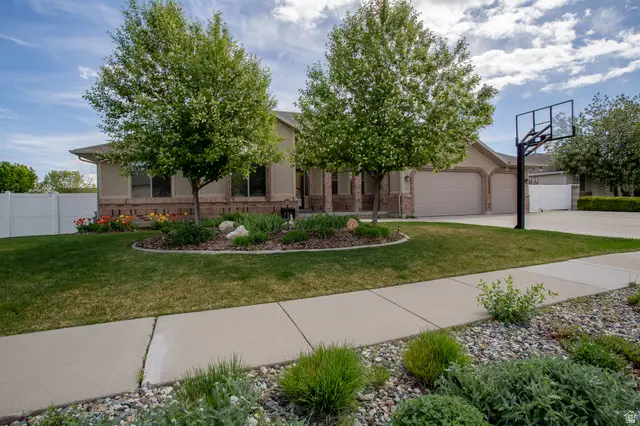 7607 S 5200 W, West Jordan, UT 84081 - #3