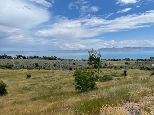 2930 N Elk Hollow Dr W #26, Garden City, UT 84028