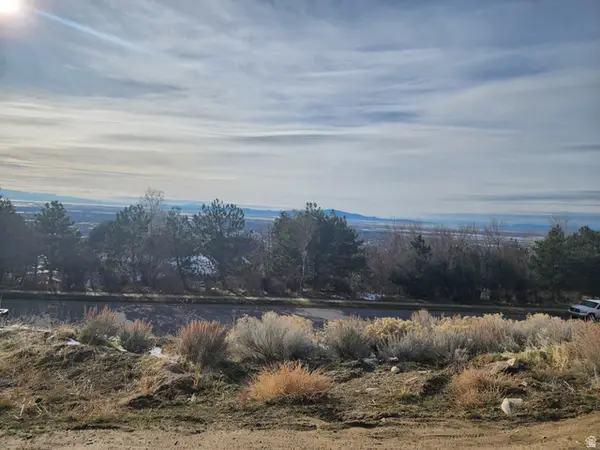 162 N Moss Hill Dr #117, Bountiful, UT 84010