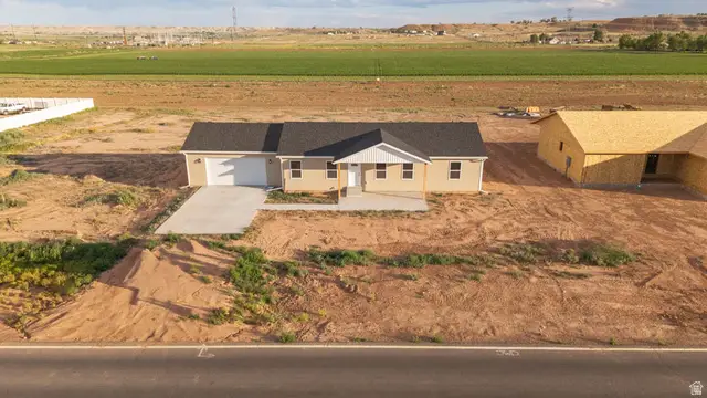 130 E Pole Line Rd #2, Roosevelt, UT 84066 - #3