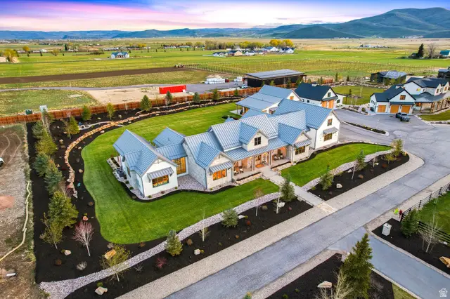 205 W Lazy Acres Ln, Kamas, UT 84036 - #2