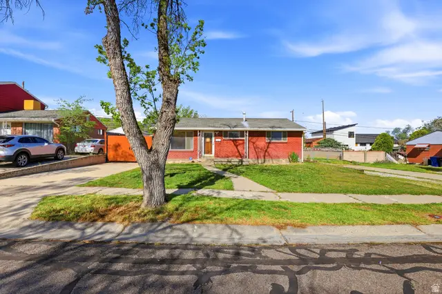 3316 S Lynnbrook Dr, Magna, UT 84044 - #3