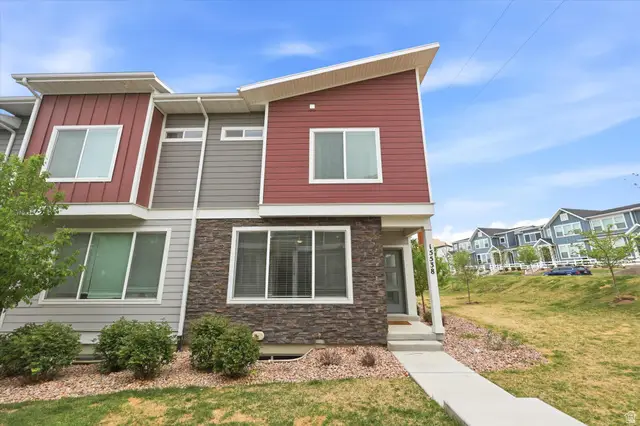 15538 S Trumpet Ln, Bluffdale, UT 84065 - #2