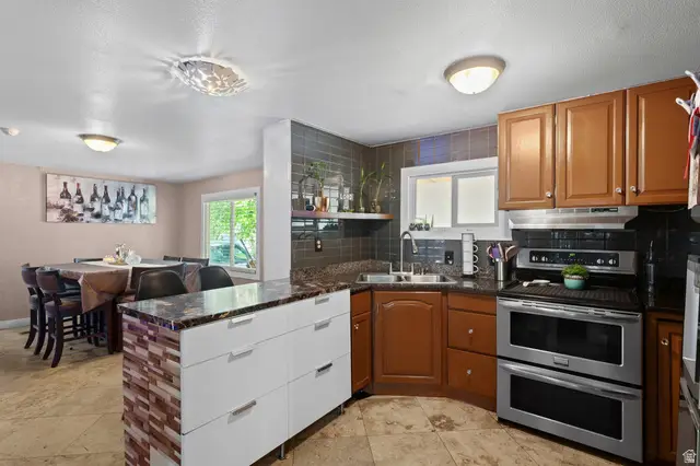 756 W Little Matterhorn S #327, Taylorsville, UT 84123 - #3