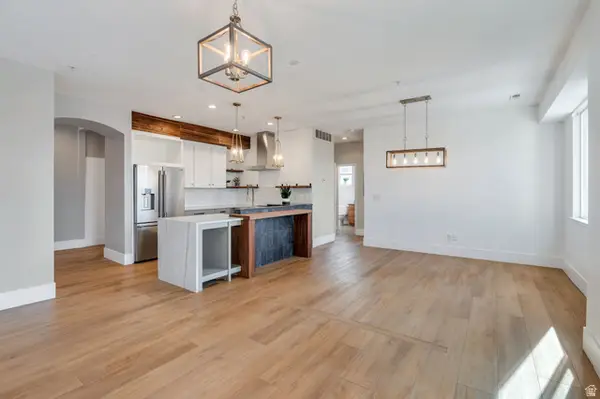 3066 W Desert Lily Dr N, Lehi, UT 84043