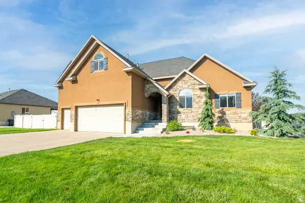 986 View Crest Ln, Kaysville, UT 84037