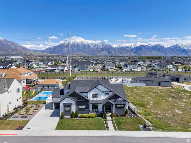 208 N Bay Dr, Vineyard, UT 84059 - #1