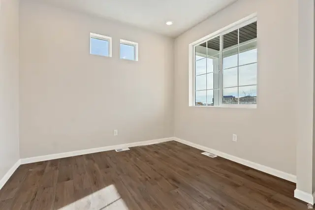 288 N Roundabout St, Saratoga Springs, UT 84045 - #2