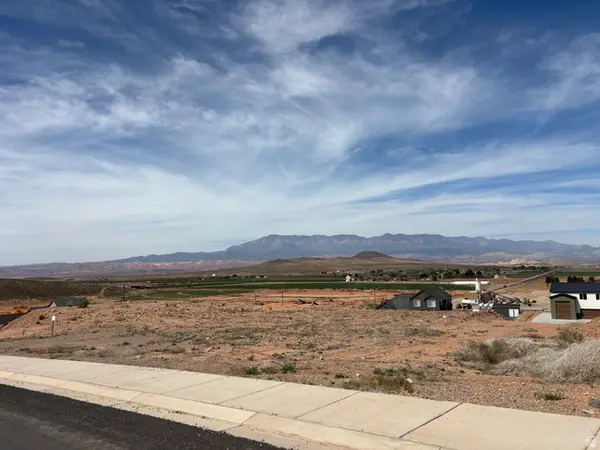 934 W 3270 S #2, Hurricane, UT 84737