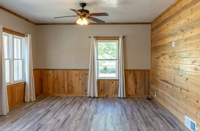 460 W Center St, Fountain Green, UT 84632 - #3