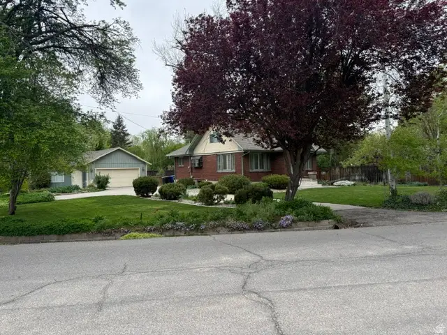 2181 E Arbor Ln, Holladay, UT 84117 - #1