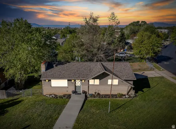 1327 N Main St, Farmington, UT 84025