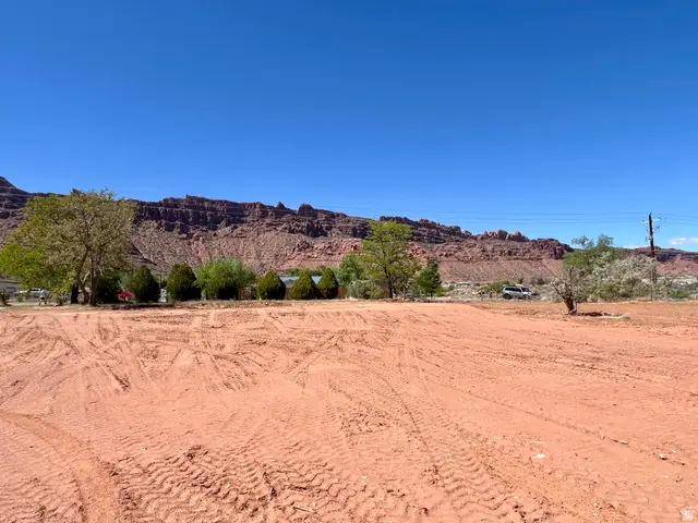 2381 S Spanish Valley Dr, Moab, UT 84532 - #1